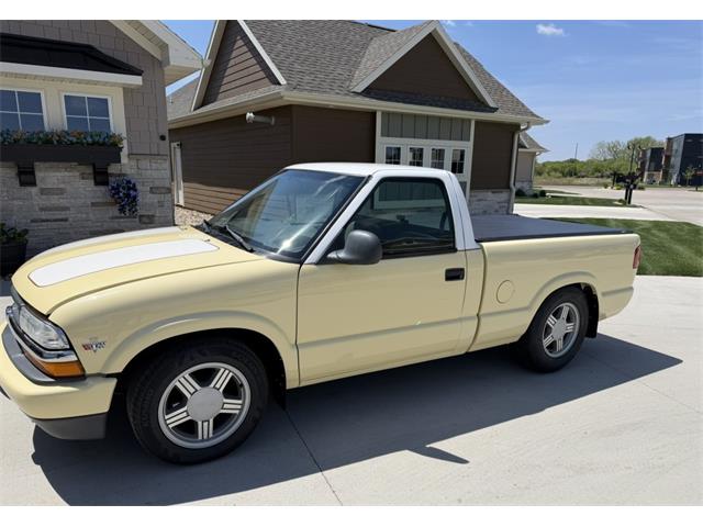 1998 Chevrolet S10 (CC-2090596) for sale in Sioux Falls, South Dakota