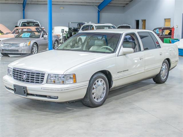 1998 Cadillac DeVille (CC-2096039) for sale in Salem, Ohio