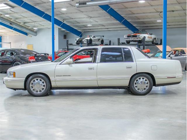 1998 Cadillac DeVille (CC-2096039) for sale in Salem, Ohio