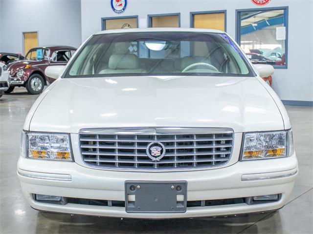 1998 Cadillac DeVille (CC-2096039) for sale in Salem, Ohio