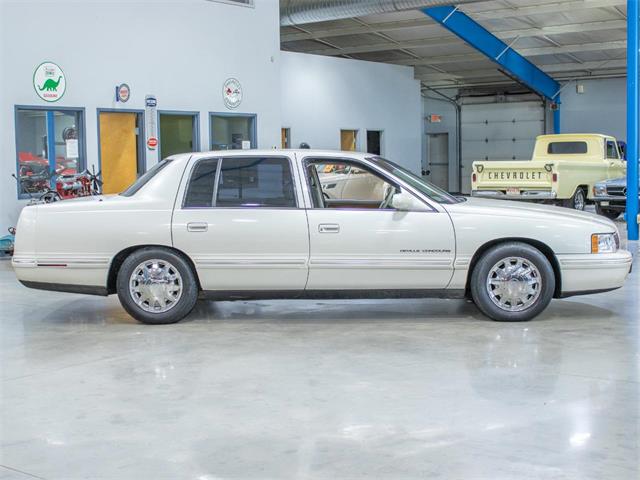 1998 Cadillac DeVille (CC-2096039) for sale in Salem, Ohio
