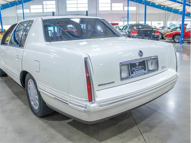 1998 Cadillac DeVille (CC-2096039) for sale in Salem, Ohio
