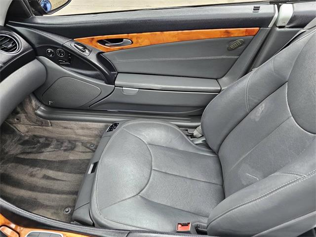 2004 Mercedes-Benz SL-Class (CC-2096094) for sale in Woodland Hills, California