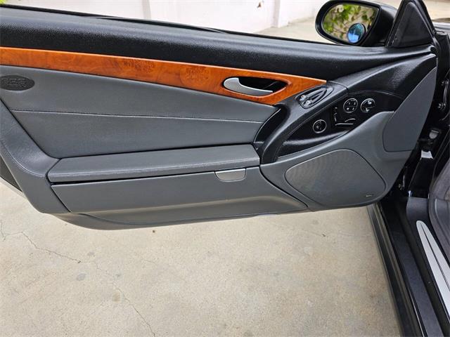 2004 Mercedes-Benz SL-Class (CC-2096094) for sale in Woodland Hills, California
