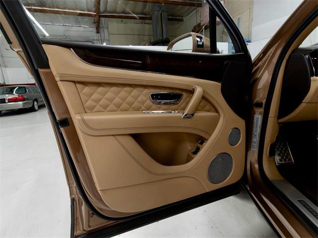 2017 Bentley Bentayga (CC-2096227) for sale in Sun Valley, California