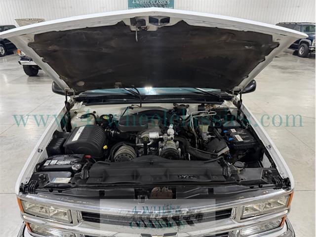 2000 Chevrolet Silverado 2500 (CC-2096250) for sale in Holland , Michigan