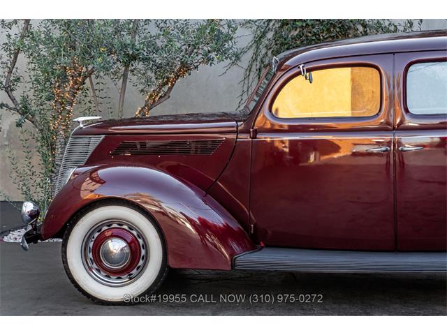 1937 Ford Deluxe (CC-2090627) for sale in Beverly Hills, California