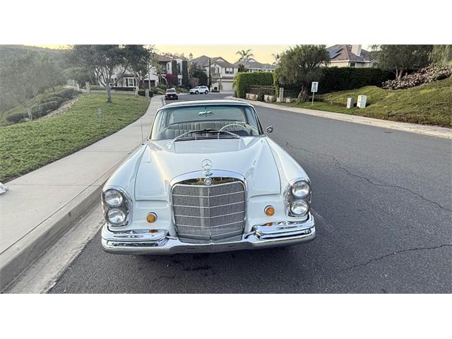 1966 Mercedes-Benz 300SE (CC-2096282) for sale in Orange, California