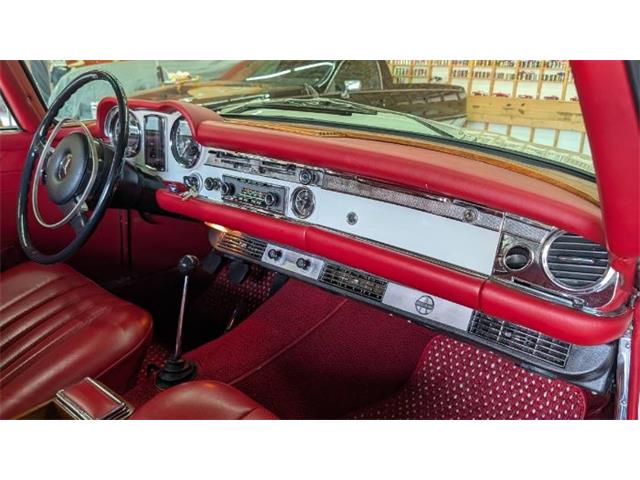 1968 Mercedes-Benz 250SL (CC-2090063) for sale in Cadillac, Michigan