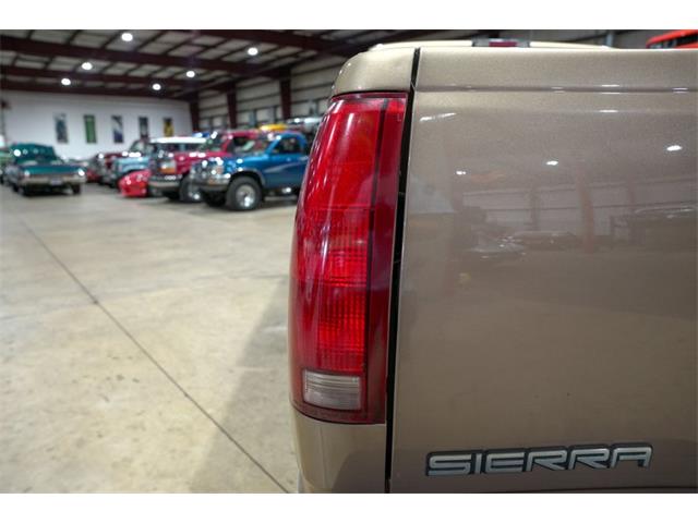 1997 GMC Sierra 1500 (CC-2096308) for sale in Kentwood, Michigan