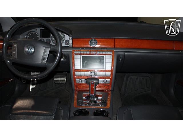 2004 Volkswagen Phaeton (CC-2096315) for sale in Peoria, Arizona