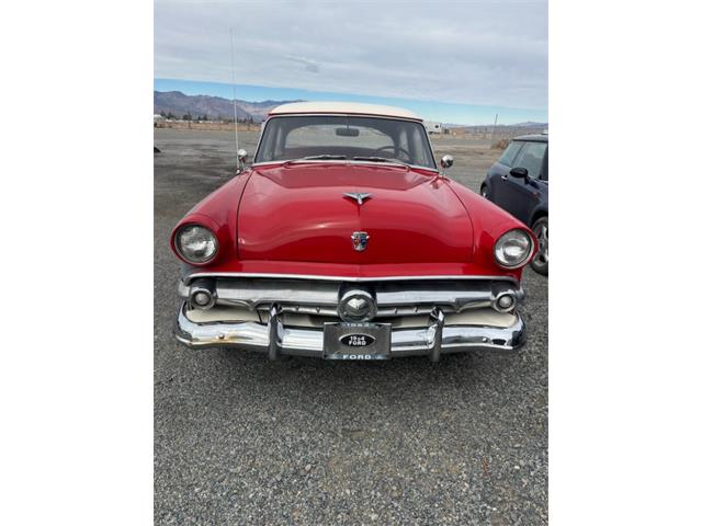1954 Ford Crestline (CC-2096399) for sale in Reno, Nevada