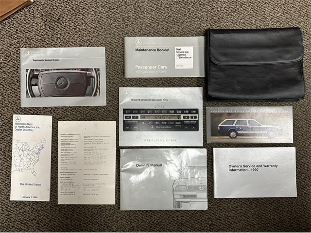 1990 Mercedes-Benz 500 (CC-2096439) for sale in Huntington Station, New York