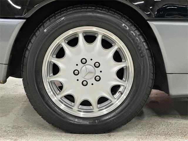 1990 Mercedes-Benz 500 (CC-2096439) for sale in Huntington Station, New York