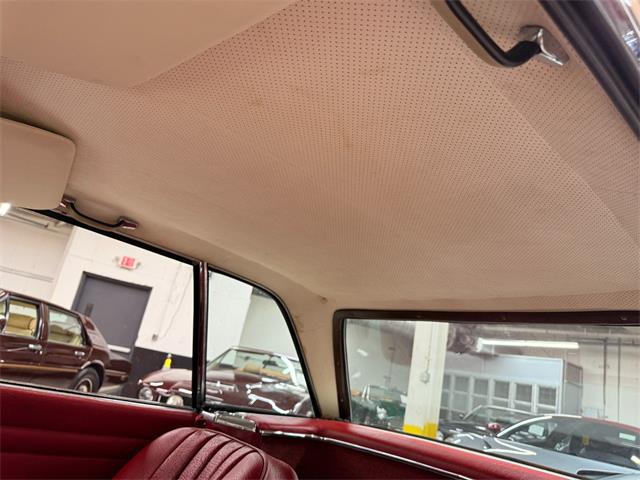 1966 Mercedes-Benz 230 (CC-2096440) for sale in Huntington Station, New York