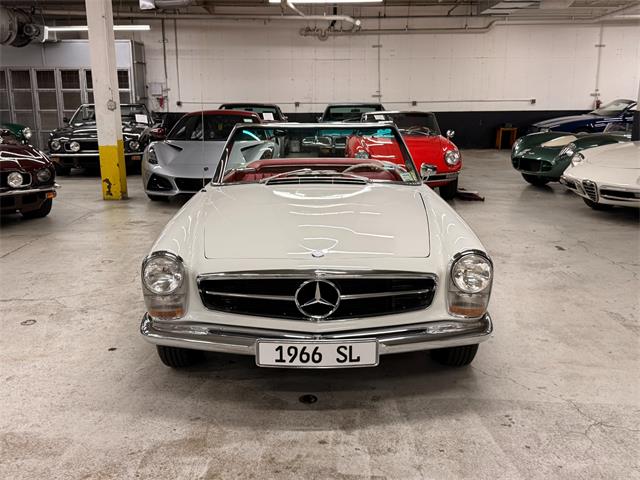 1966 Mercedes-Benz 230 (CC-2096440) for sale in Huntington Station, New York