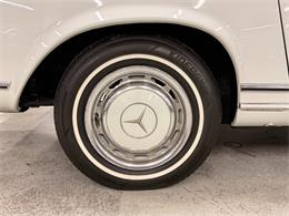 1966 Mercedes-Benz 230 (CC-2096440) for sale in Huntington Station, New York