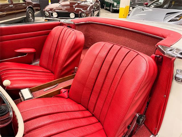 1966 Mercedes-Benz 230 (CC-2096440) for sale in Huntington Station, New York