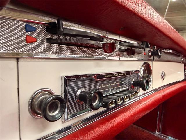 1966 Mercedes-Benz 230 (CC-2096440) for sale in Huntington Station, New York