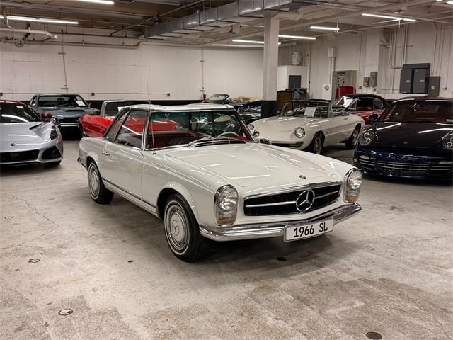 1966 Mercedes-Benz 230 (CC-2096440) for sale in Huntington Station, New York