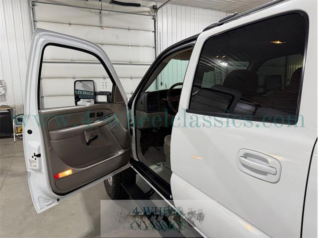 2006 Chevrolet Suburban (CC-2096502) for sale in Holland , Michigan