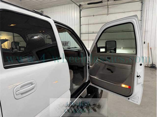 2006 Chevrolet Suburban (CC-2096502) for sale in Holland , Michigan