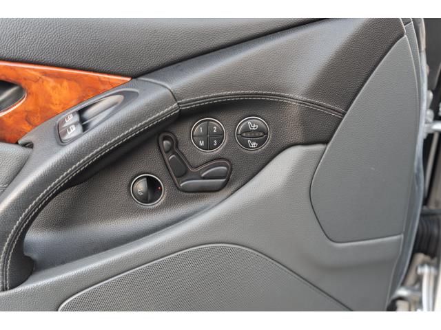 2003 Mercedes-Benz SL-Class (CC-2096729) for sale in Bellevue, Washington