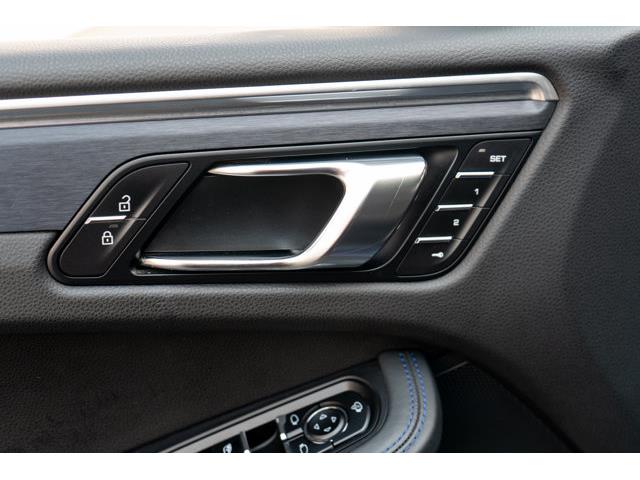 2022 Porsche Macan (CC-2096735) for sale in Bellevue, Washington