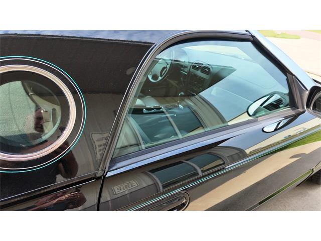 2002 Ford Thunderbird (CC-2096828) for sale in Sioux Falls, South Dakota