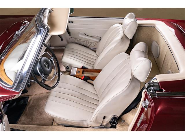 1970 Mercedes-Benz 280SL (CC-2096841) for sale in Saint Louis, Missouri