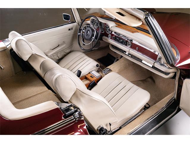 1970 Mercedes-Benz 280SL (CC-2096841) for sale in Saint Louis, Missouri