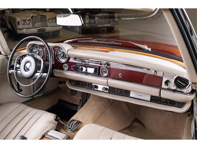 1970 Mercedes-Benz 280SL (CC-2096841) for sale in Saint Louis, Missouri