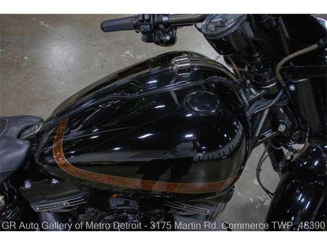 2016 Harley-Davidson FXDSE (CC-2096897) for sale in Kentwood, Michigan