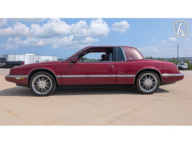 1990 Buick Riviera (CC-2096929) for sale in Caledonia, Wisconsin