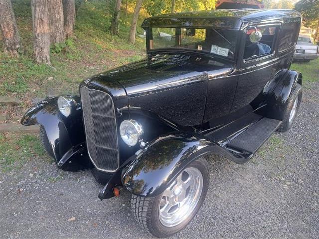 1932 Ford Sedan (CC-2096958) for sale in Cadillac, Michigan