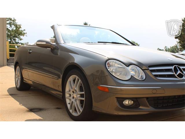 2008 Mercedes-Benz CLK350 (CC-2096975) for sale in Crete, Illinois