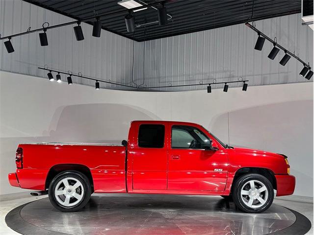 2004 Chevrolet Silverado (CC-2096988) for sale in Depew, New York