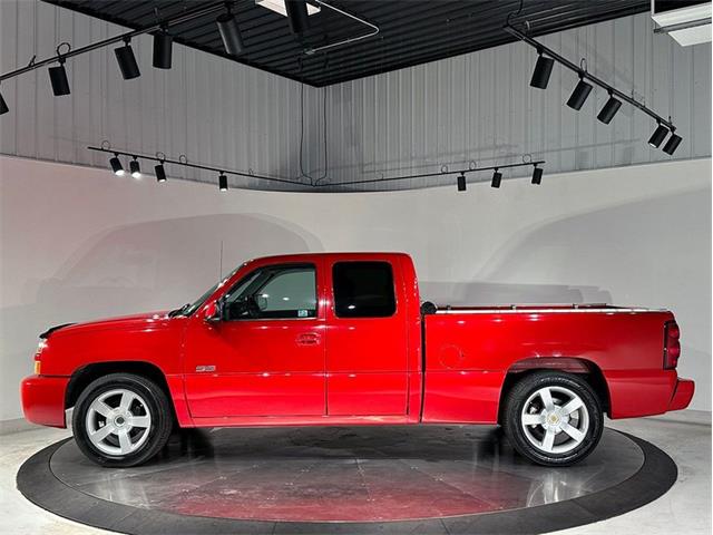 2004 Chevrolet Silverado (CC-2096988) for sale in Depew, New York