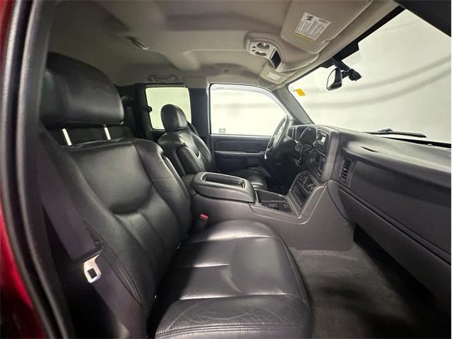 2004 Chevrolet Silverado (CC-2096988) for sale in Depew, New York