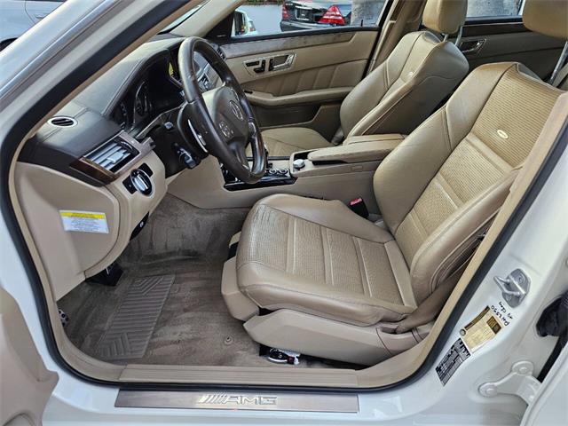 2011 Mercedes-Benz E-Class (CC-2097070) for sale in Woodland Hills, California