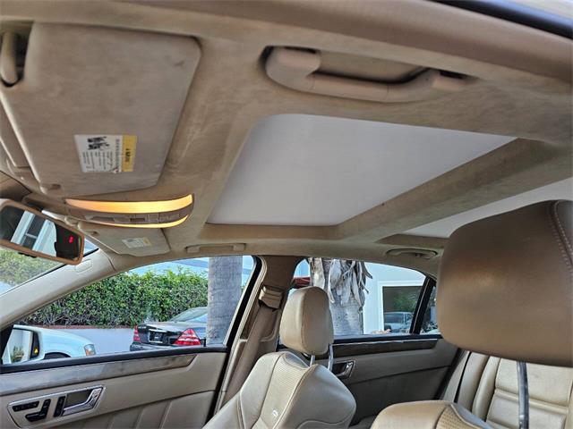 2011 Mercedes-Benz E-Class (CC-2097070) for sale in Woodland Hills, California
