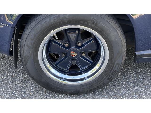1986 Porsche 911 Carrera Cabriolet (CC-2097140) for sale in Southampton, New York