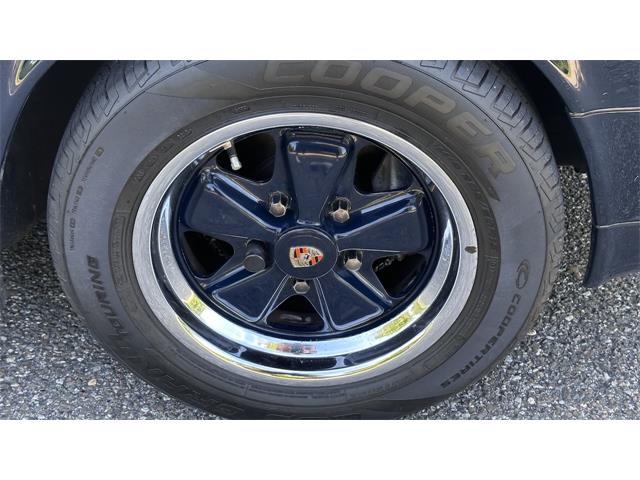1986 Porsche 911 Carrera Cabriolet (CC-2097140) for sale in Southampton, New York
