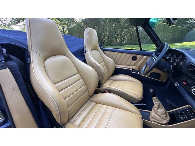 1986 Porsche 911 Carrera Cabriolet (CC-2097140) for sale in Southampton, New York