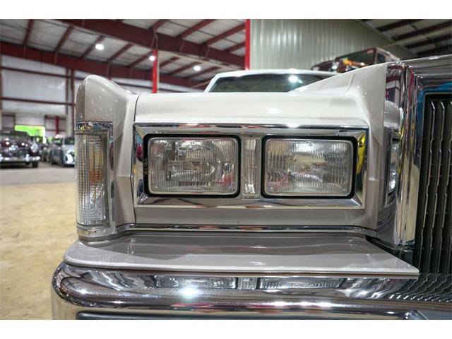 1988 Lincoln Town Car (CC-2097161) for sale in Kentwood, Michigan