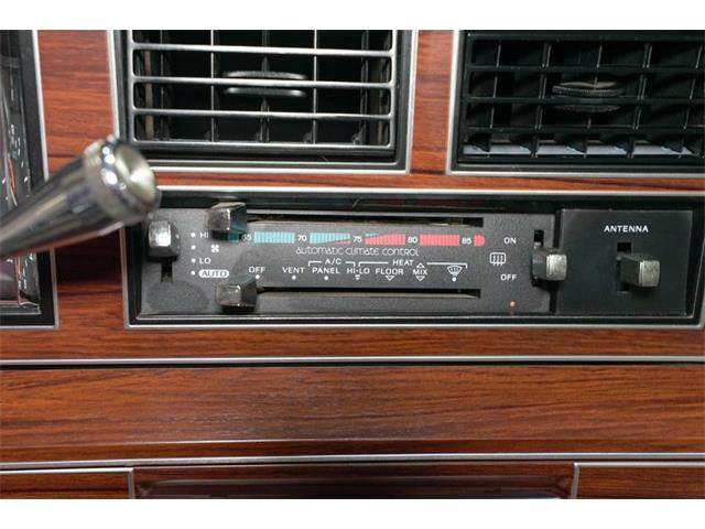 1988 Lincoln Town Car (CC-2097161) for sale in Kentwood, Michigan