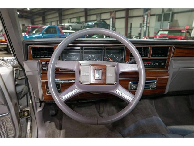 1988 Lincoln Town Car (CC-2097161) for sale in Kentwood, Michigan