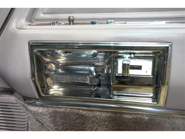 1988 Lincoln Town Car (CC-2097161) for sale in Kentwood, Michigan