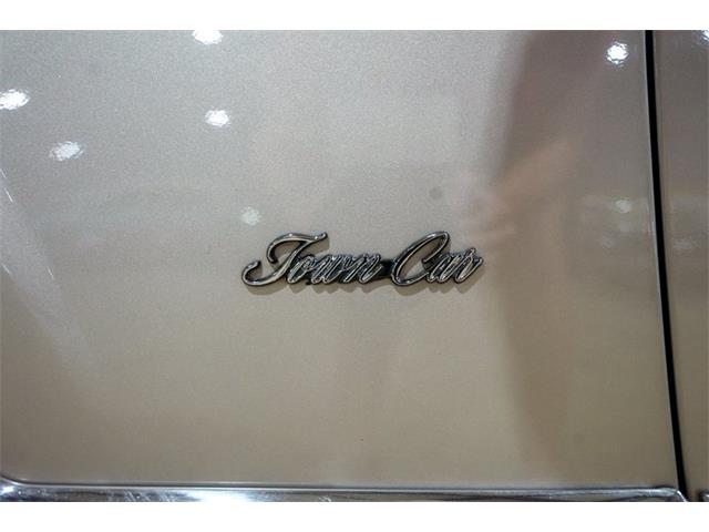 1988 Lincoln Town Car (CC-2097161) for sale in Kentwood, Michigan