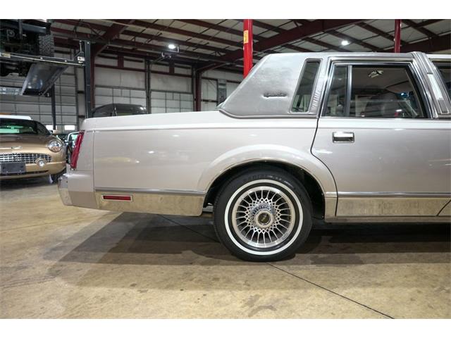1988 Lincoln Town Car (CC-2097161) for sale in Kentwood, Michigan